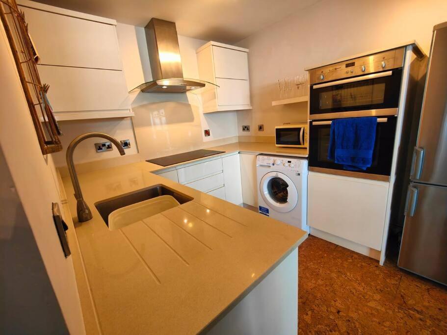 Holywood Sea Renity Apartment Luaran gambar