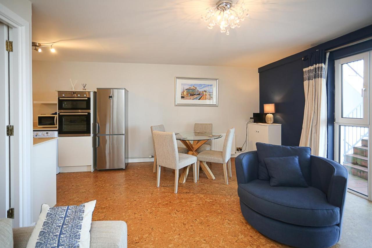 Holywood Sea Renity Apartment Luaran gambar