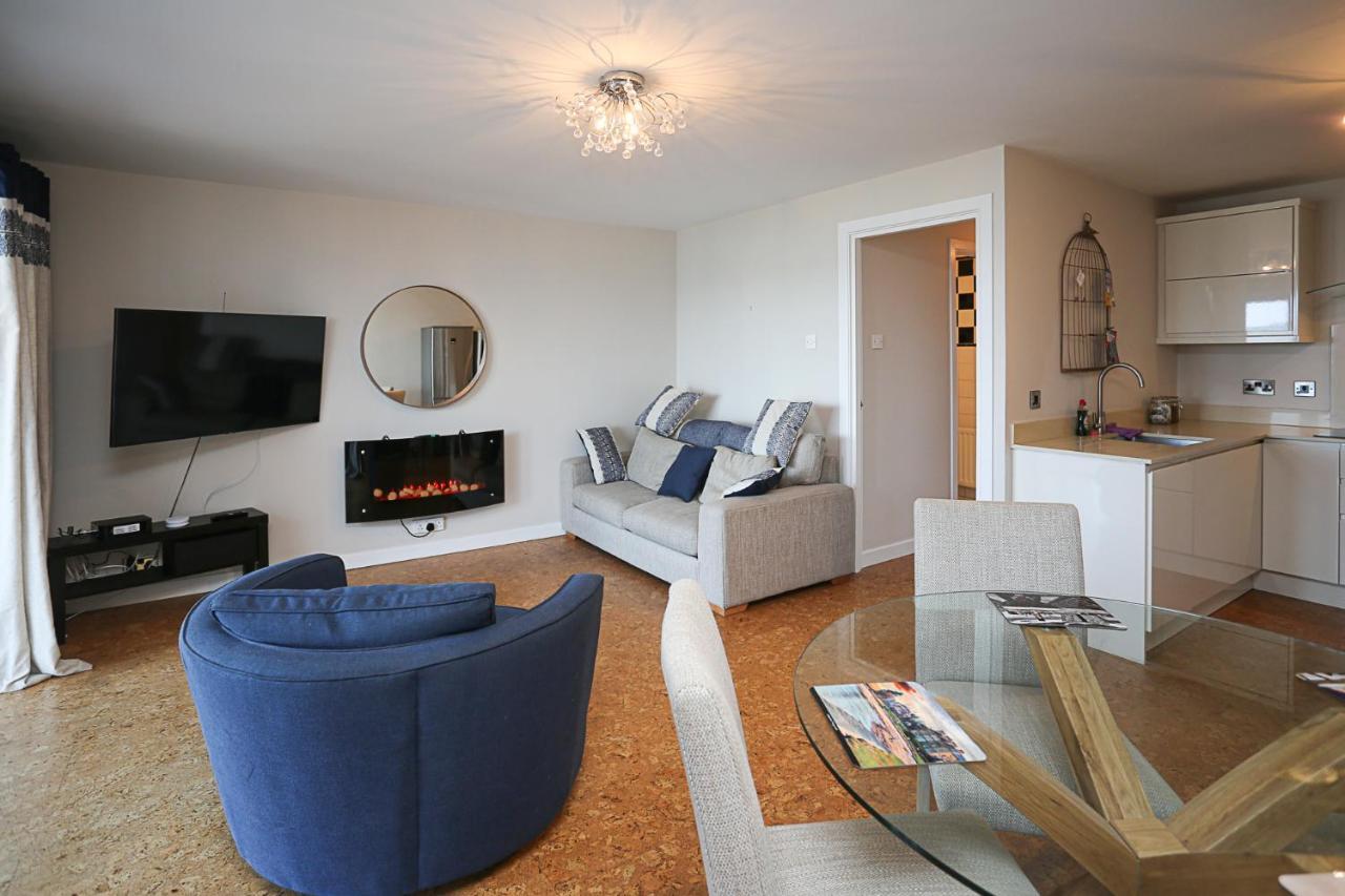 Holywood Sea Renity Apartment Luaran gambar